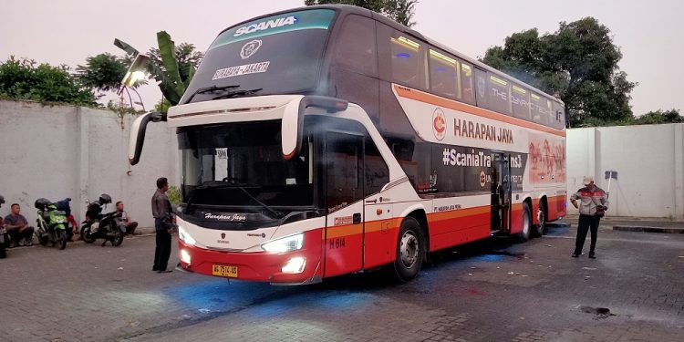 Merasakan Perjalanan Surabaya – Jakarta Dengan Bus Double Decker PO Harapan Jaya