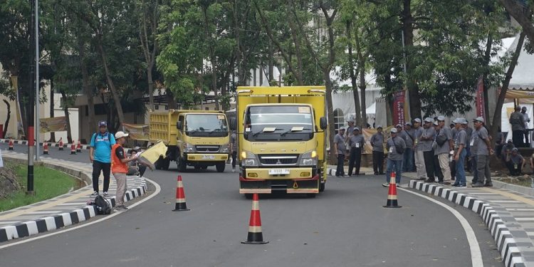Fuso Driver Gathering 2023 Berlanjut ke Jawa Tengah dan Jawa Timur, 200 Pengemudi Truk Belajar Teknik Aman Berkendara