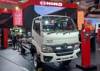 Hino Sebut Microbus SDBL 4×4 Cocok untuk Antar Jemput Karyawan Pertambangan