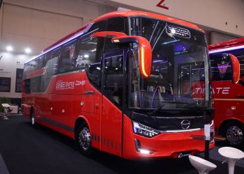 Hino Serahkan Armada Baru untuk 3 PO Bus di GIIAS 2023