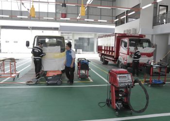 Pertama di Indonesia, Mitsubishi Fuso Buka Layanan Perbaikan Kabin dan Sasis di Tangerang
