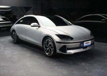 Hyundai Ioniq 6 Resmi Mengaspal di Indonesia, Dibanderol Rp1,197 Miliar