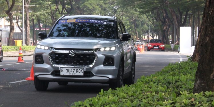 Teknologi Hybrid Suzuki Curi Perhatian GIIAS 2023, Grand Vitara dan New XL7 Hybrid Jadi Primadona