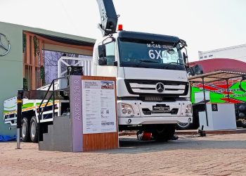DCVI Rilis 2 Truk Mercedes-Benz Baru, Actros 4063S dan Axor 2528R 5700 M-Cab