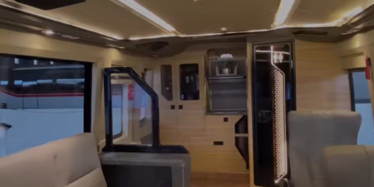 Karoseri Tentrem Ciptakan Bus Mewah Pakai Bodi Avante H7 Grand Seigneur