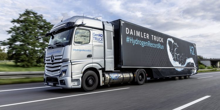 Sukses Diuji, Truk Hidrogen Mercedes-Benz Gen2 Tempuh Jarak 1.047 KM