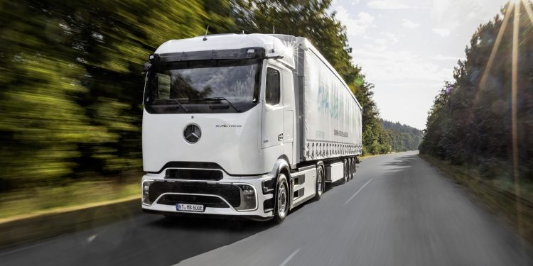 Deretan Truk Listrik Yang Punya Jarak Tempuh Di Atas 300 KM