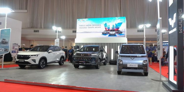Wuling Hadirkan Almaz RS Terbaru di GIIAS Semarang 2023