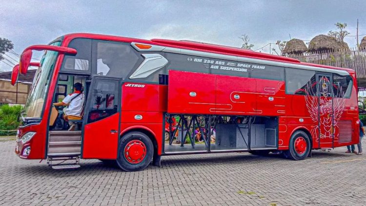 Hino RM280 STD Pimpin Pasar Bus Januari-September 2023, Begini ...