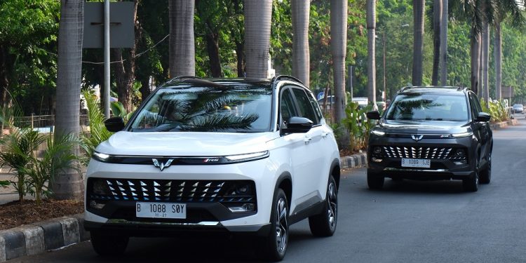 Fitur dan Keunggulan Wuling New Almaz RS Hybrid yang Baru Diumumkan Harganya