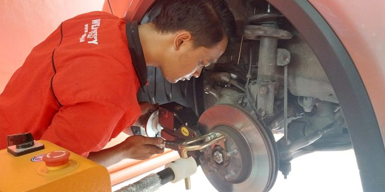 Perawatan Rem Mobil Wajib Dilakukan Sebelum Perjalanan Jauh