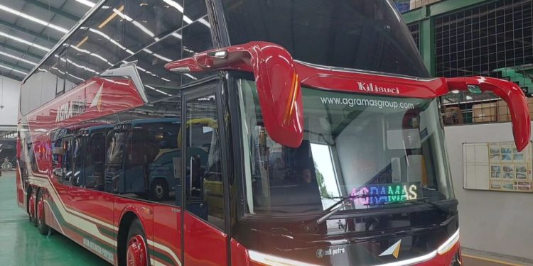 PO Agra Mas Rilis Bus Double Decker Baru, Ada 4 Kursi Sleeper