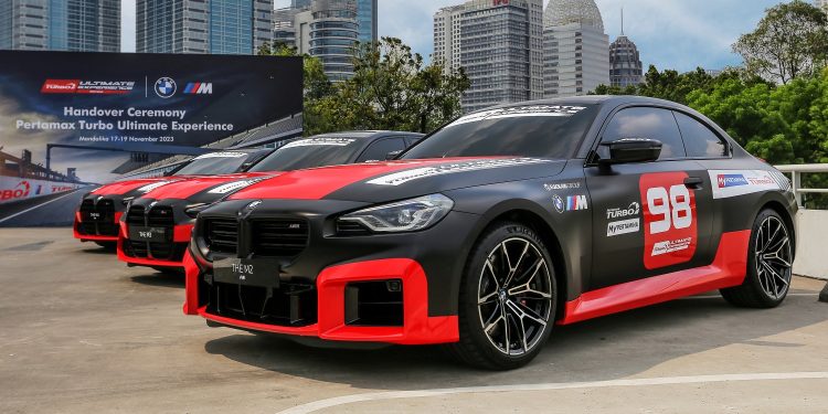 BMW Serahkan 5 Unit Mobil Berperforma Tinggi Untuk Pertamax Turbo Ultimate Experience 2023