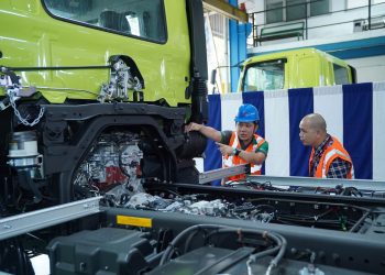 Dukung Bisnis Pelanggan, Hino Tingkatkan Kompetensi Front Liner dan Mekanik
