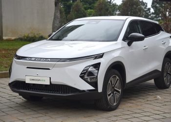 Chery Resmi Produksi Mobil Listrik Pertamanya di Indonesia, Usung Nama Omoda E5