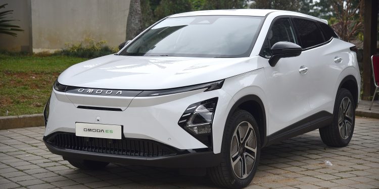 Chery Resmi Produksi Mobil Listrik Pertamanya di Indonesia, Usung Nama Omoda E5