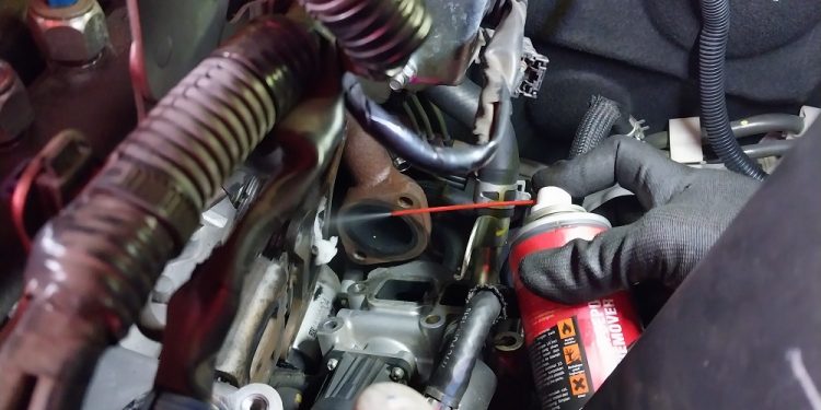 Wealthy Carbon Deposite Remover Cocok Bersihkan EGR Kotor dan Mesin Berlumpur