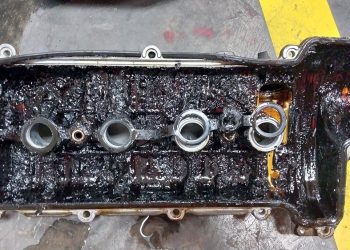 Merawat Mesin Mobil Agar Tak Berlumpur, Pakai Pelumas yang Berkualitas