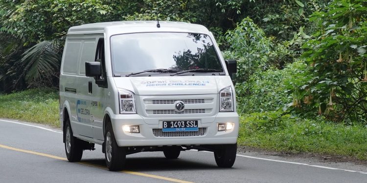 DFSK Tebar Program Menarik, Beli Gelora E Dapat Wall Charger Gratis