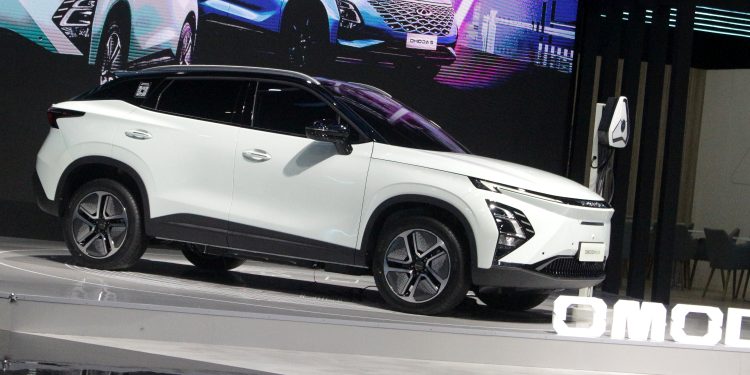 Manjakan Pengunjung IIMS 2024, Chery Hadirkan Program Inovatif