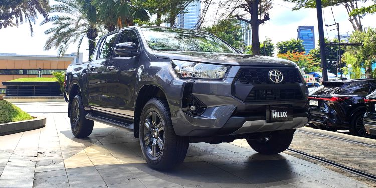 Profil New Toyota Hilux D-Cab 2.4 G 4×4 DSL M/T