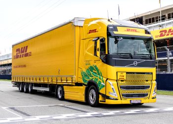 Perpanjang Kemitraan Sebagai Mitra Logistik Formula 1, DHL Tambah Unit Truk Biofuel