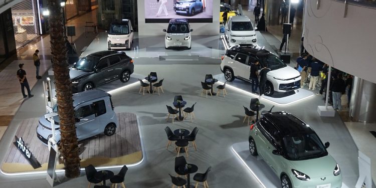 Wuling Ramadan Sale Berikan Kemudahan Bagi Konsumen Untuk Pembelian Mobil Listrik dan Hybrid