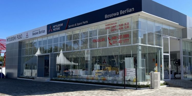 Perluas Jaringan ke Wilayah Pertambangan, Mitsubishi Motors Resmikan Diler di Morowali