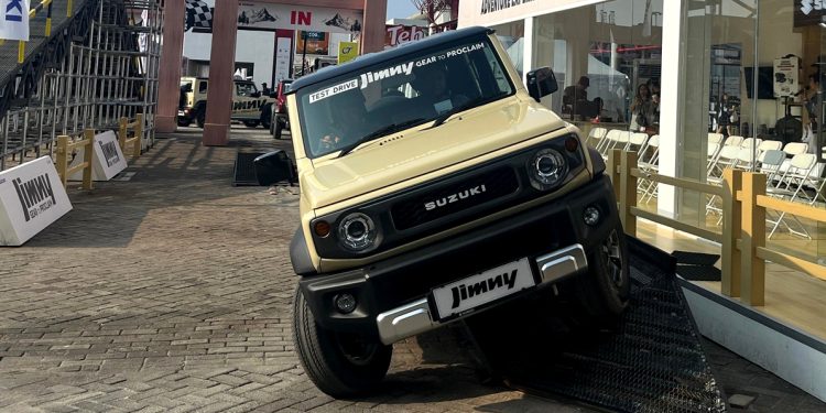 Suzuki Mulai Distribusikan Jimny 5 Pintu ke Seluruh Wilayah di Indonesia