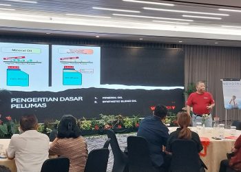 Sapa Customer di Surabaya, Wealthy Jelaskan Peran Oli Berkualitas