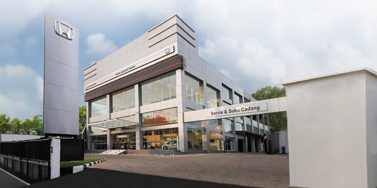 Honda Tambah Fasilitas Bodi dan Cat di Diler Autoland Ciputat