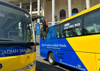 Kampus UGM Dapat Hibah 3 Bus Listrik Dari Kementerian BKPM