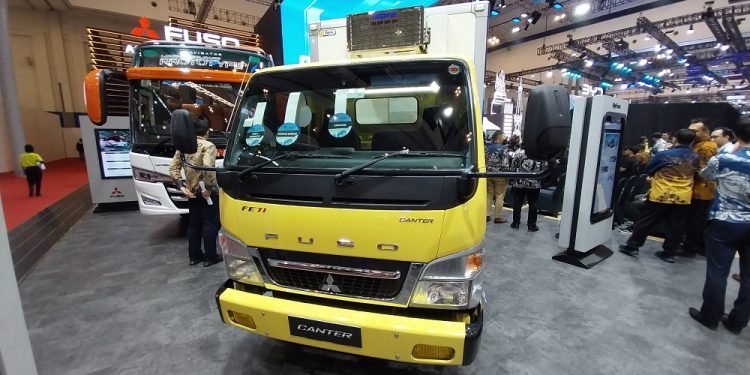 Mitsubishi Fuso Tampilkan 7 Unit Truk dan Bus di GIIAS 2024