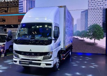 Mitsubishi Fuso Resmi Pasarkan eCanter di 3 Diler Jabodetabek