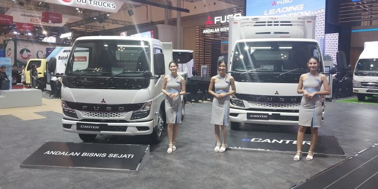 Mitsubishi Fuso Resmi Pasarkan eCanter di 3 Diler Jabodetabek