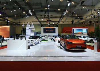 DFSK dan Seres Bukukan 546 SPK Selama GIIAS 2024, Gelora E Blind Van Terlaris