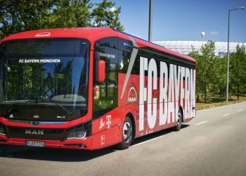 MAN Bangun Taman Pengisian Daya Truk dan Bus Listrik di Allianz Arena