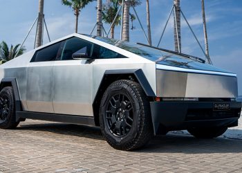 Tesla Cybertruck Resmi Mengaspal di Indonesia, Segini Harganya