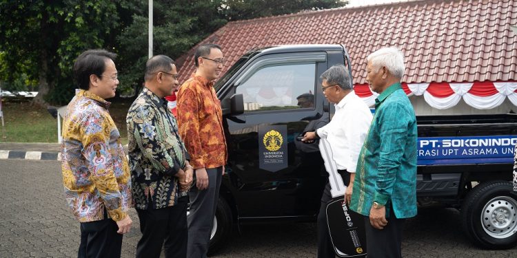 DFSK Berikan 1 Unit DFSK Super Cab Untuk Operasional Asrama Universitas Indonesia