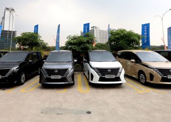 Nissan Resmi Serahkan All New Serena e-Power Kepada Konsumen Pertamanya