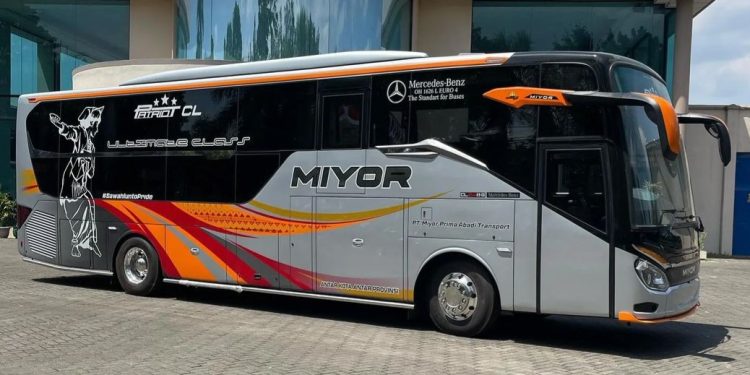 3 Bus Baru PO Miyor Pakai Bodi Patriot Combi Lux Siap Mengaspal
