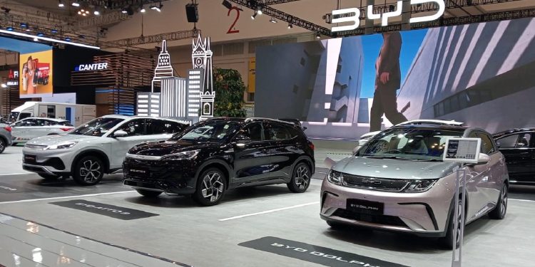 Hadir Perdana di GIIAS 2024, BYD Kantongi 2.920 SPK