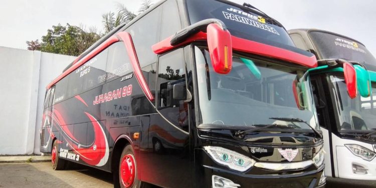 Injak Usia Ke-6 Tahun, PO Juragan 99 Trans Beri Apresiasi Kepada Kru Bus Setianya