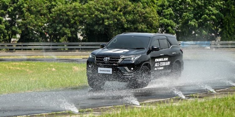 Bridgestone Dueler A/T002 Penuhi Kebutuhan SUV dan Double Cabin On-Off Road