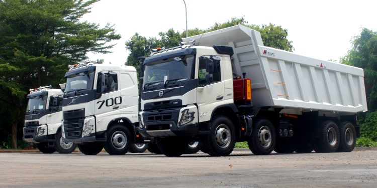 Ini Alasan Kendaraan Tambang Identik Berwarna Putih