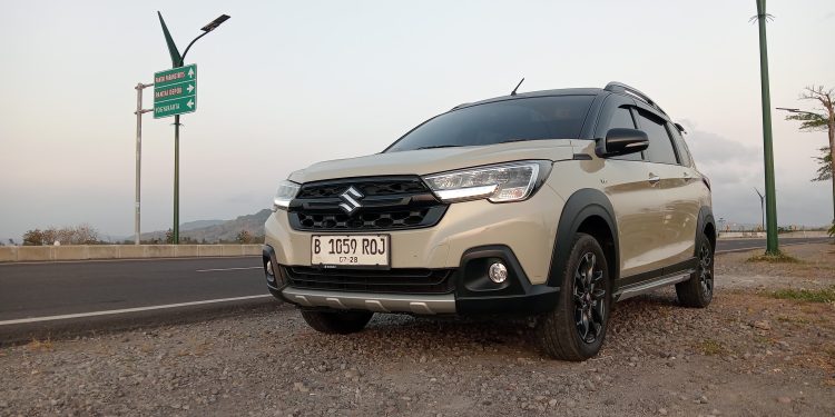 Trip Jakarta-Jogja, Konsumsi BBM Suzuki XL7 Hybrid Tembus 15,2 Kpl