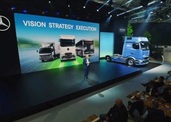 Daimler Truck Ungkap Strategi Menuju Transportasi Berkelanjutan di IAA Transportation 2024