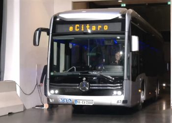 Bus Listrik Mercedes-Benz eCitaro K Resmi Meluncur Secara World Premier