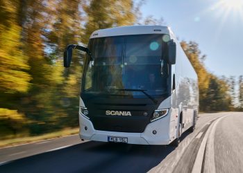 Bus Scania Touring LNG Sabet Penghargaan ‘Sustainable Bus Award 2025’