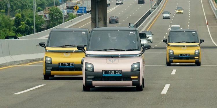 Punya Dimensi Compact, Wuling Air ev Bebas Libas Jalanan Jakarta!